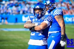 20191231-Rodriquez-Arms-Crossed-Wide
