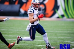 20191215-Edelman-Catch-Sideline