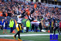 20191124-Boyd-TD-Ball-in-Air