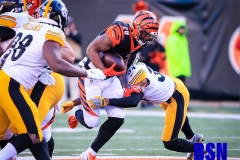 20191124-Mixon-Tackled
