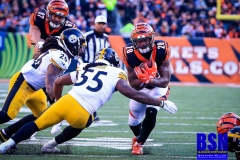 20191124-Mixon-tackled-by-Bush
