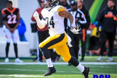 20191124-Snell-KO-in-Stride-2
