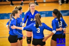 20191108-Girls-Huddle-in-Game