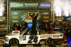 moffitt-victory-lane