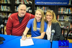 20190305-Trompler Sign with Parents_