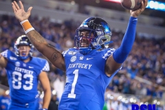 20191012-Bowden-TD-Arms-Raised