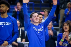 20190309-David Two Hand Wave