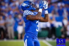 20190914-Bowden-hands-Up