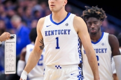 20191027-Sestina-Walk-on