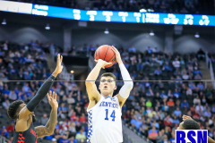 20190329-Herro-Jumper-Waist-Up