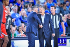20191221-Coaches-Shake