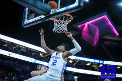 20191219-Books-Layup-Ball-Visible