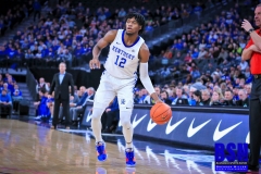 20191219-Brooks-Dribble-on-Wing