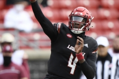 Oct 24, 2020; Louisville, Kentucky, USA; Louisville Cardinals quarterback Jawon Pass (4) passes the ball during the second half of play at Cardinal Stadium. Jamie Rhodes-ACC Pool