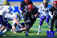 20191207-Mafield-4-Run-Stiff-Arm