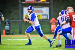 20200925-Adams-Carson-scramble-from-Pocket