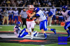 20200925-Caudill-Tackled-by-57