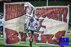 20201023-Blevins-Through-Banner-Break