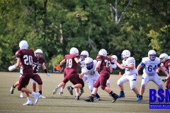 20200926-Touchdown-Pass-in-Air