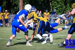 20201003-Combs-Kory-1st-Touchdown-Shot-Through-Players