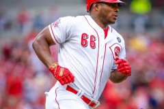 20190703-Puig-HR-Trot-to-1st
