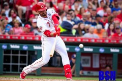 20190703-Suarez-Ball-off-Bat