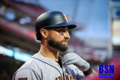 20190503-Giant-Close