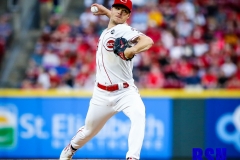 20190503-Gray-Delivery-Front