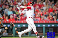 20190503-Winker-Swing-Follow-Through