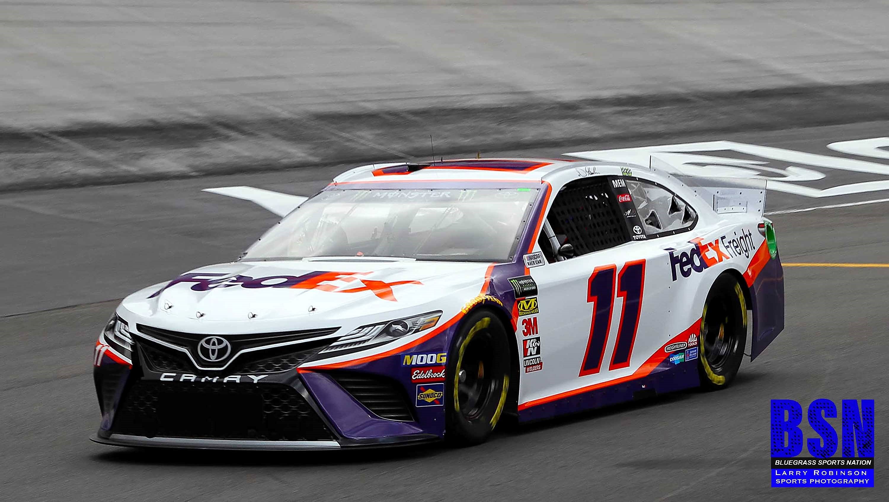 Hamlin with the Win at Homestead iRacing!! Bluegrass Sports Nation