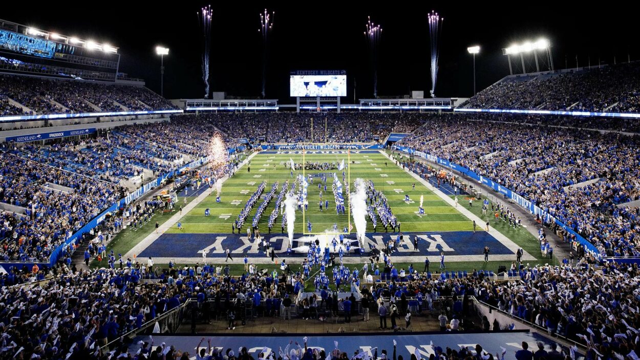 2023 Season Ticket Pricing (Football) – UK Athletics