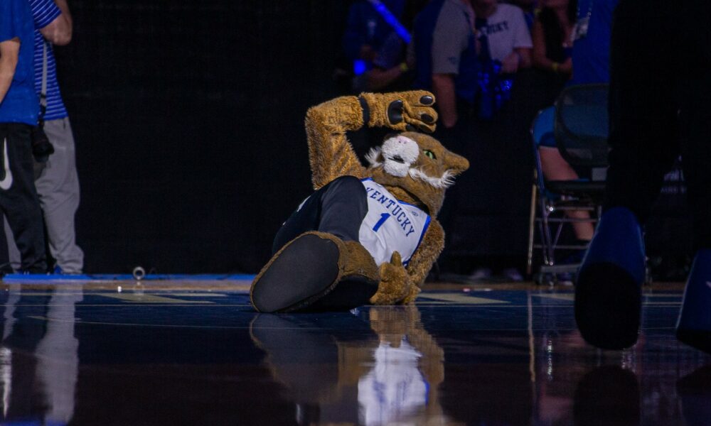uk-big-blue-madness-2023-image-gallery-danny-pendleton-bluegrass